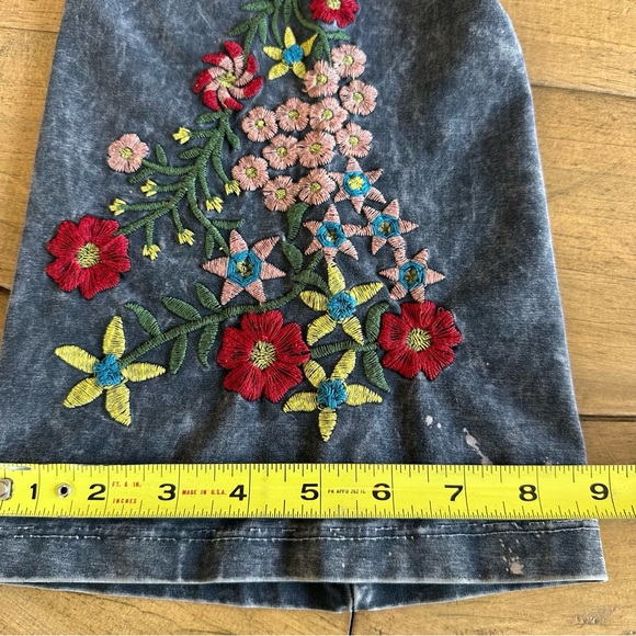 T Party Embroidered Fold Over Yoga Pants Acid Wash Womens Medium Boot Cut - Picture 5 of 10